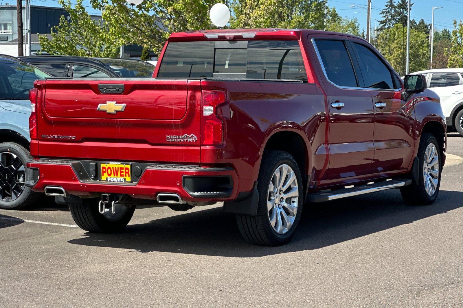 Used 2021 Chevrolet Silverado 1500 High Country w/ Technology Package image 4