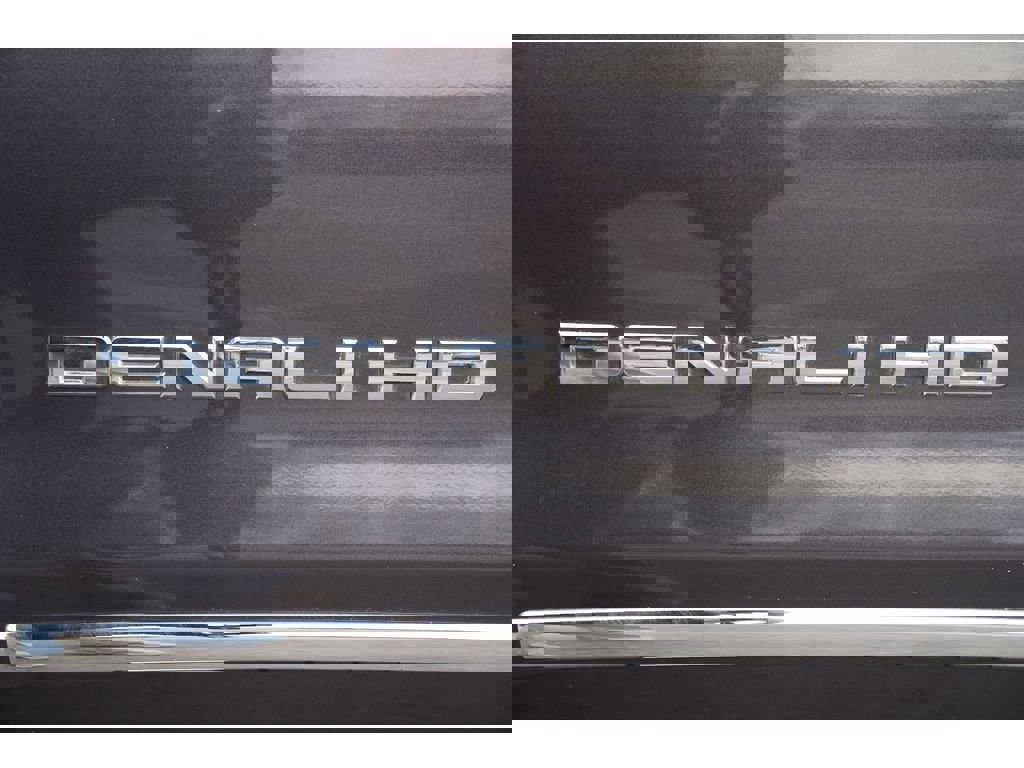 Used 2015 GMC Sierra 3500 Denali w/ Duramax Plus Package image 13