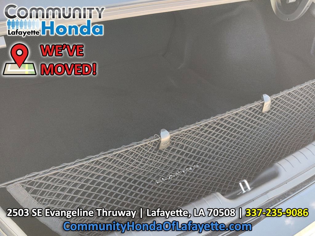 Used 2023 Hyundai Elantra SE w/ Cargo Package FWD image 8