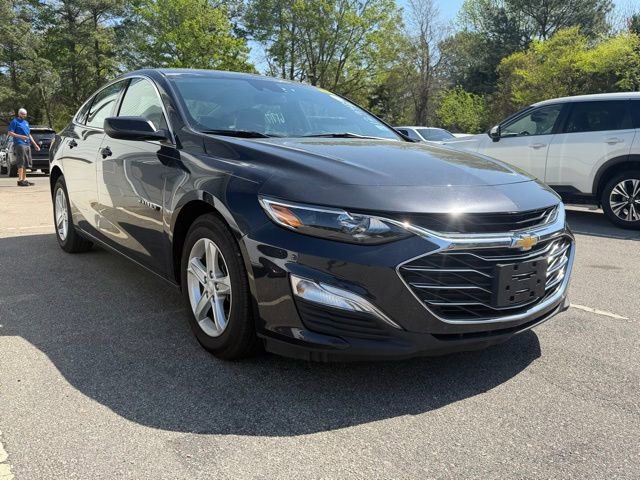 Used 2023 Chevrolet Malibu LS FWD image 2