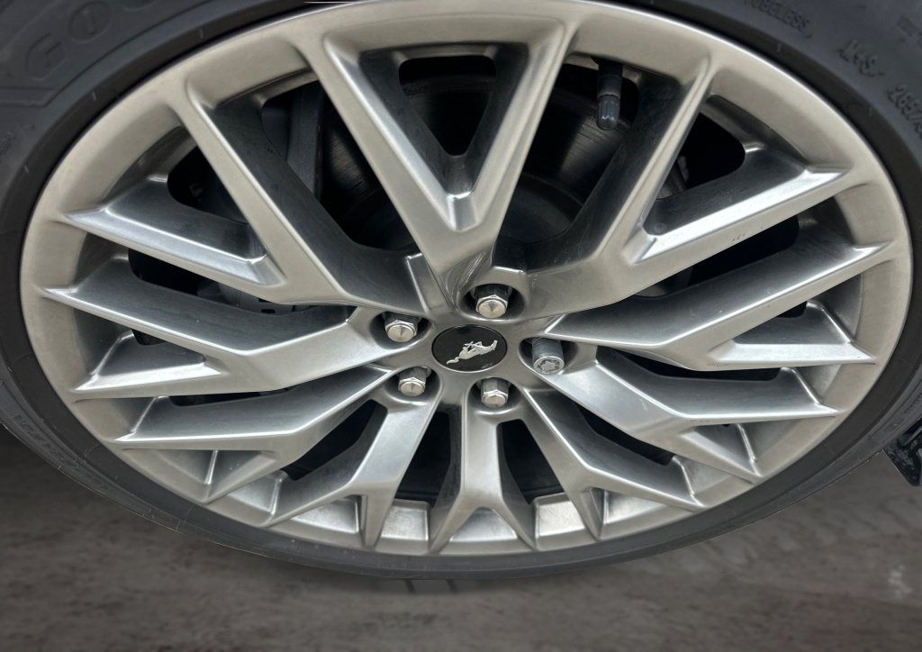Used 2025 Ford Mustang GT Premium RWD image 17