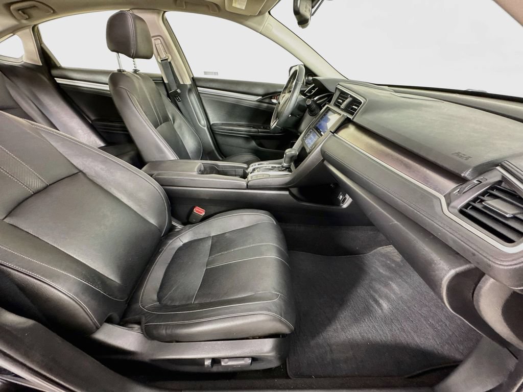 Used 2018 Honda Civic Touring image 34