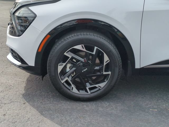 Certified 2025 Kia Sportage SX AWD/4WD image 11