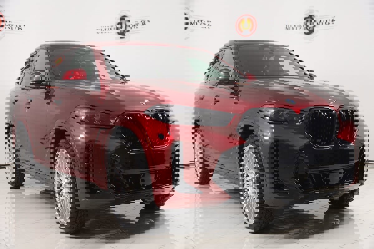 Used 2024 BMW X6 xDrive40i w/ Premium Package image 34