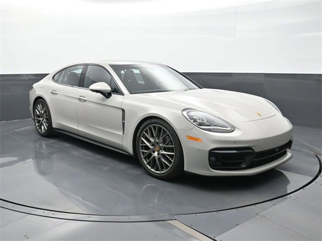 Used 2023 Porsche Panamera 4 Platinum Edition image 25