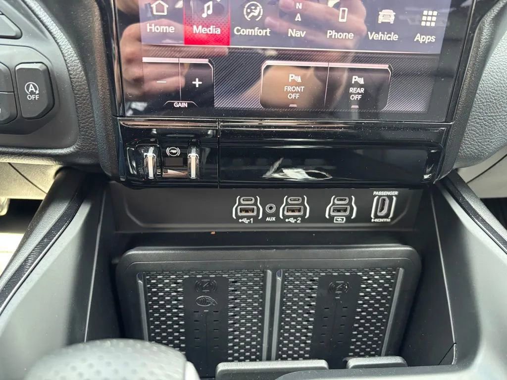 Used 2026 RAM 1500 Rebel w/ G/T Package AWD/4WD image 21