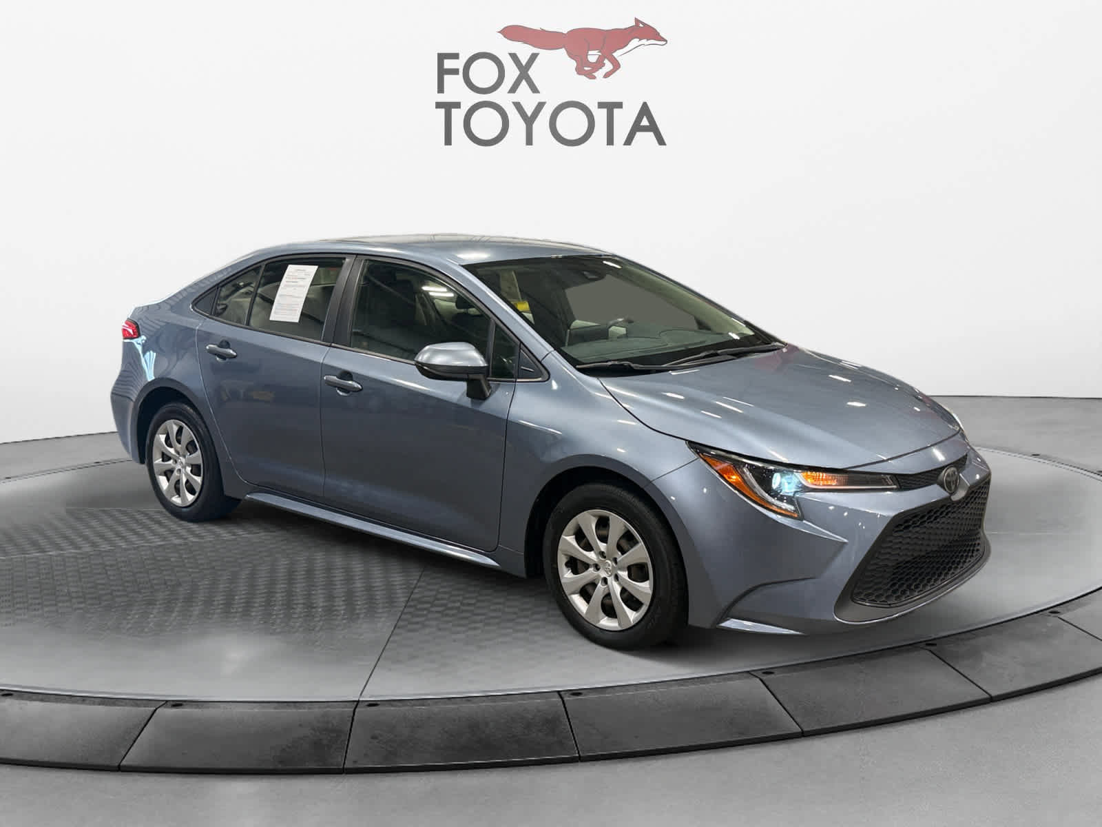 Used 2020 Toyota Corolla LE image 8