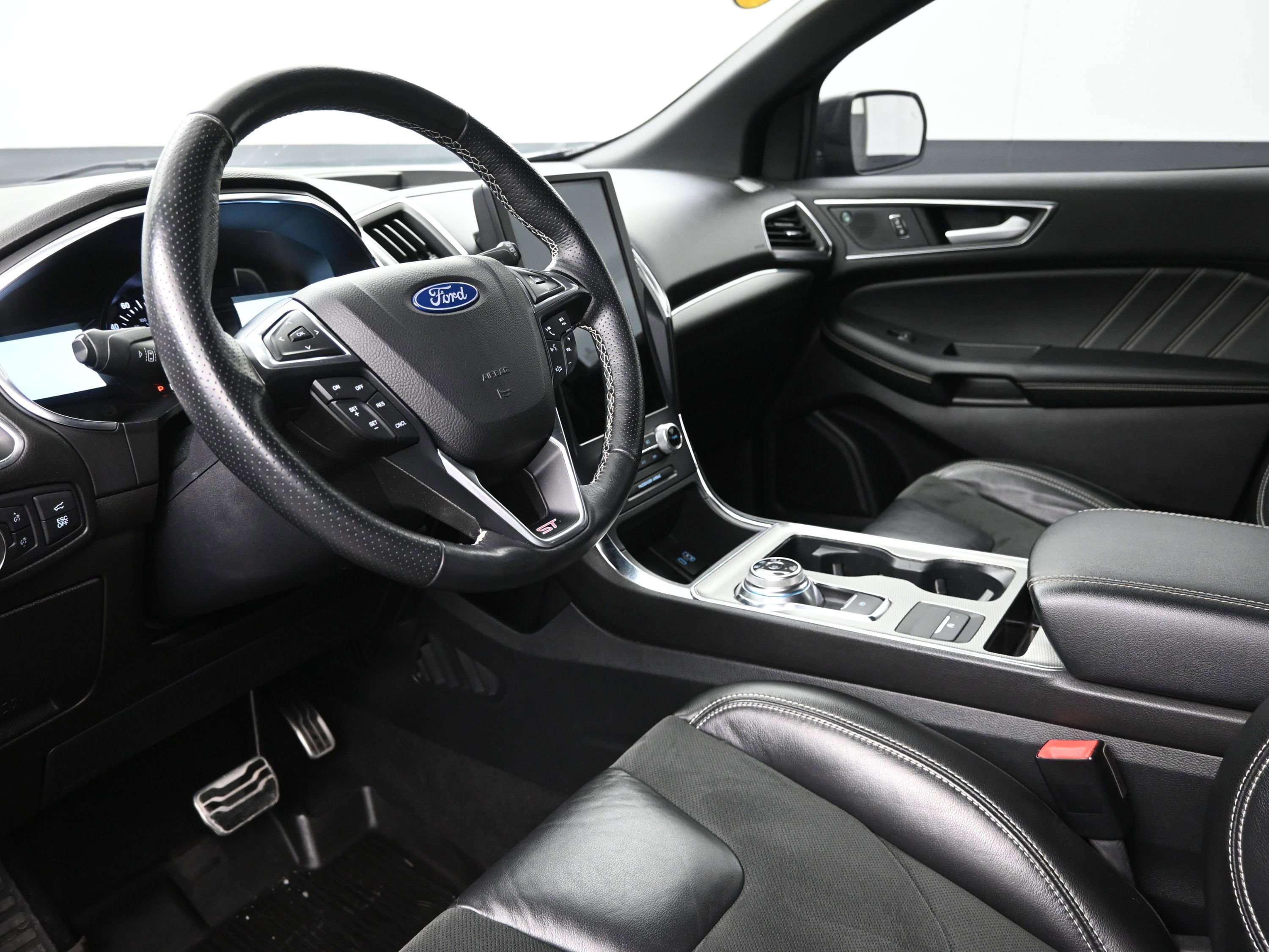 Used 2021 Ford Edge ST AWD/4WD image 10