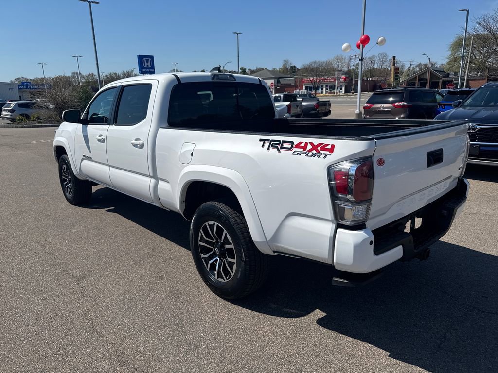 Used 2023 Toyota Tacoma TRD Sport w/ Technology Package AWD/4WD image 5