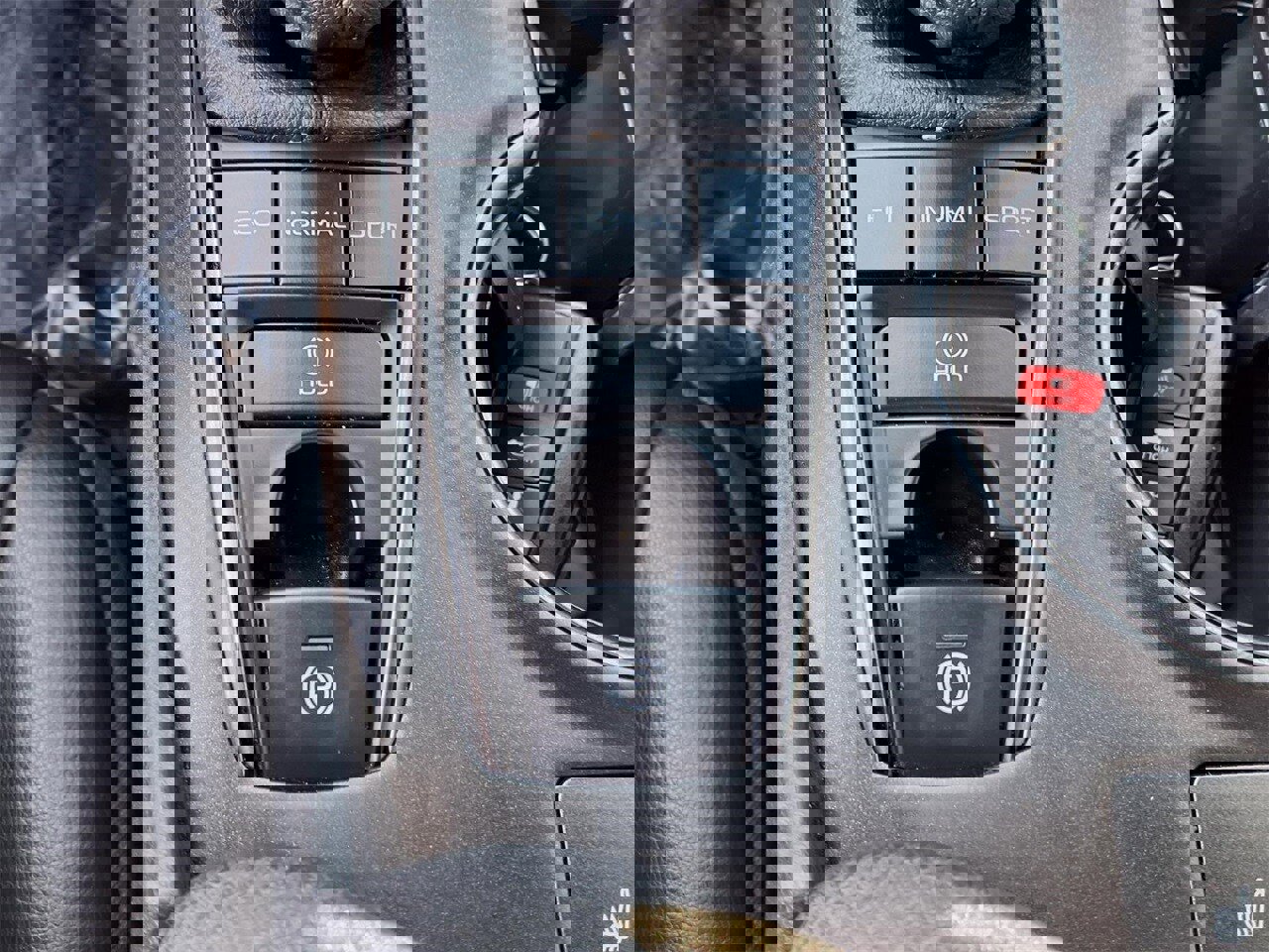 Used 2022 Toyota Camry XSE image 21