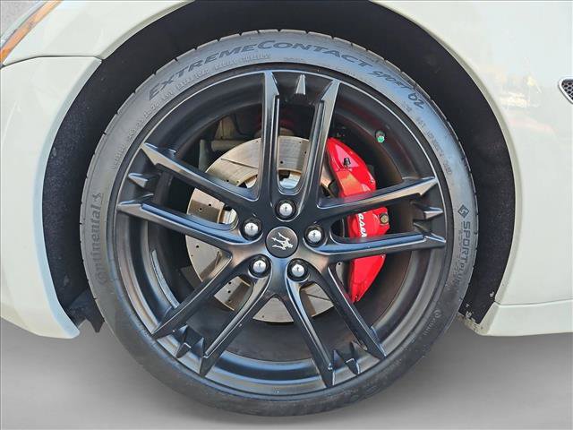 Used 2016 Maserati GranTurismo Sport RWD image 22