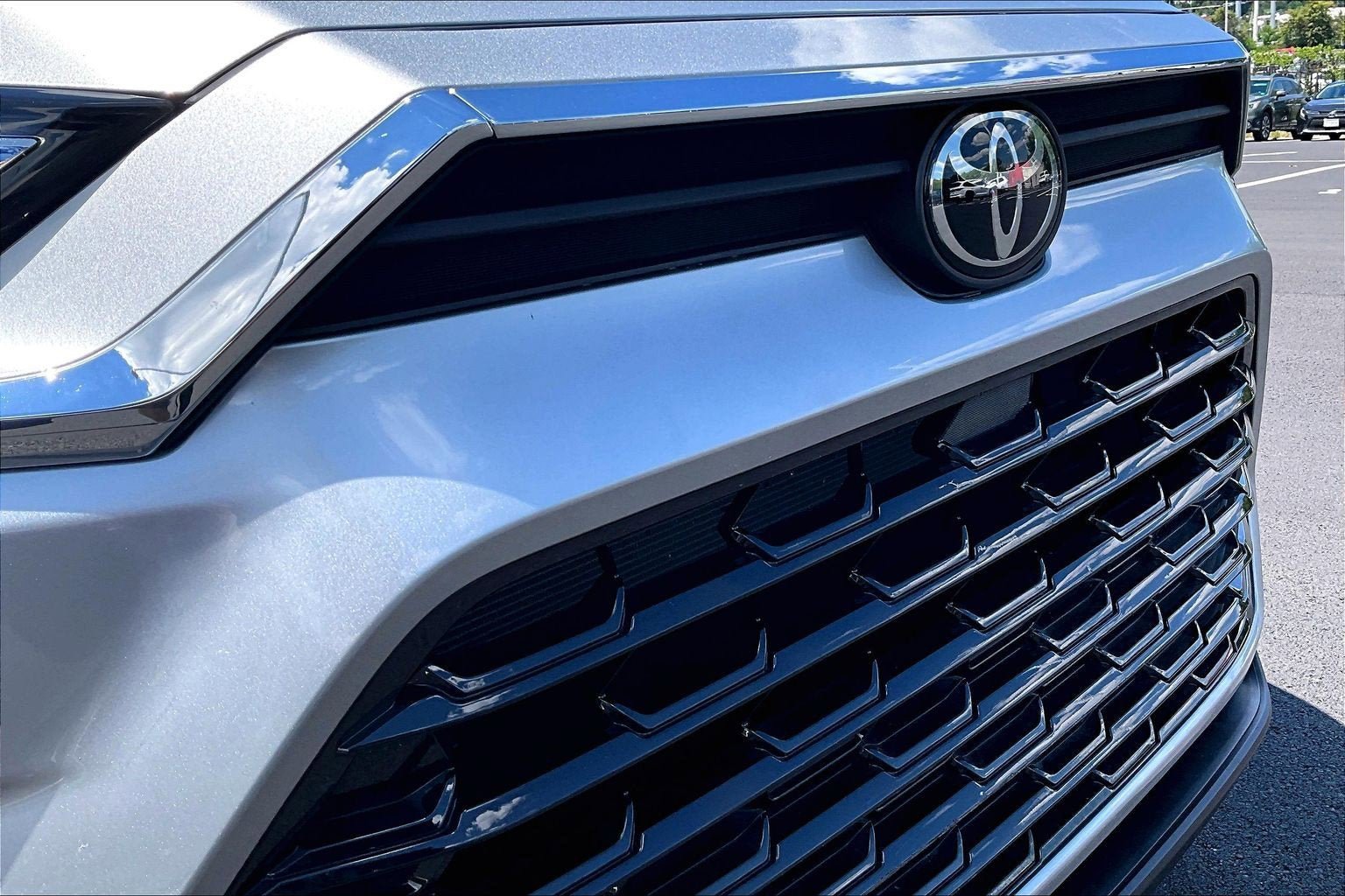 Used 2025 Toyota Grand Highlander AWD image 28