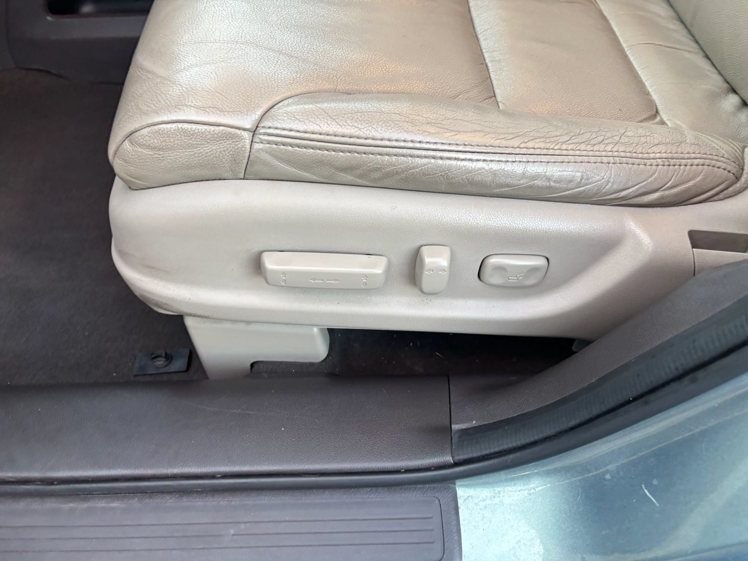 Used 2012 Honda CR-V EX-L image 13