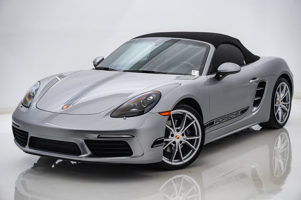 Used 2024 Porsche 718 Boxster RWD image 8