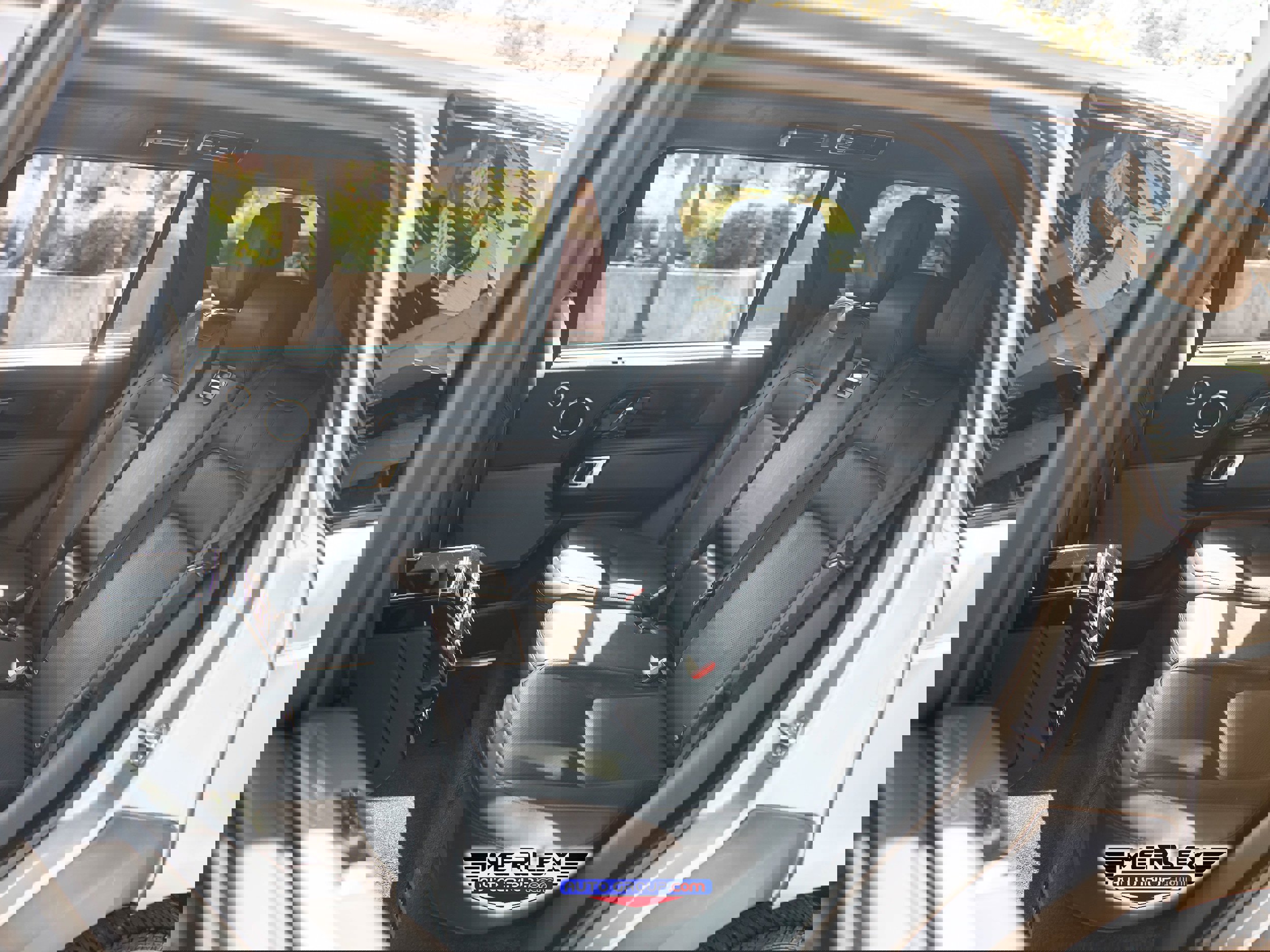 Used 2018 Land Rover Range Rover Long Wheelbase Supercharged image 20