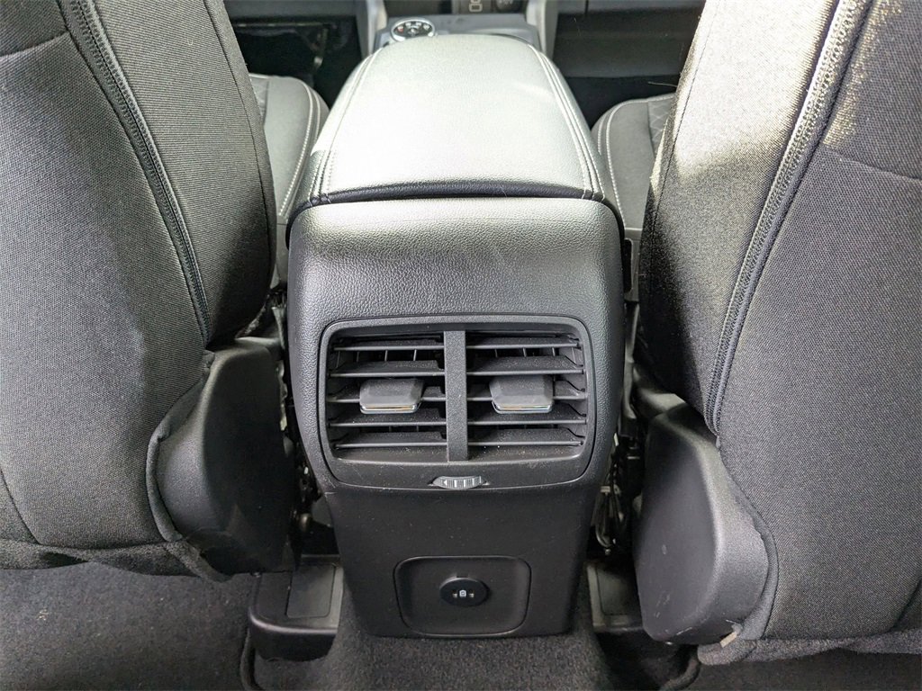 Used 2025 Ford Escape Active image 31