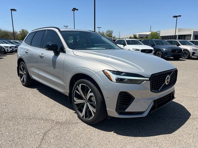Certified 2025 Volvo XC60 T8 Ultra AWD/4WD video 1