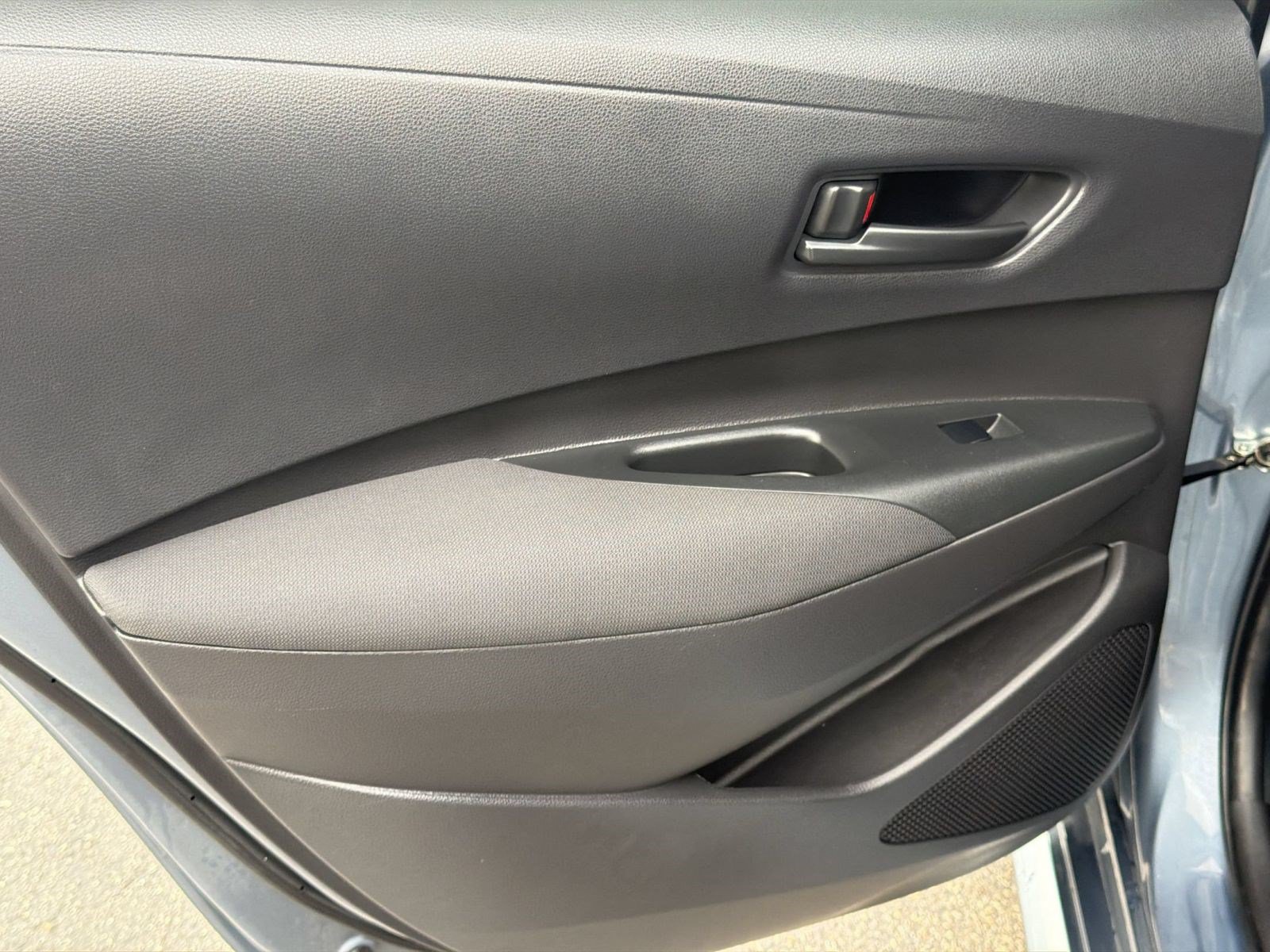 Certified 2022 Toyota Corolla LE FWD image 31