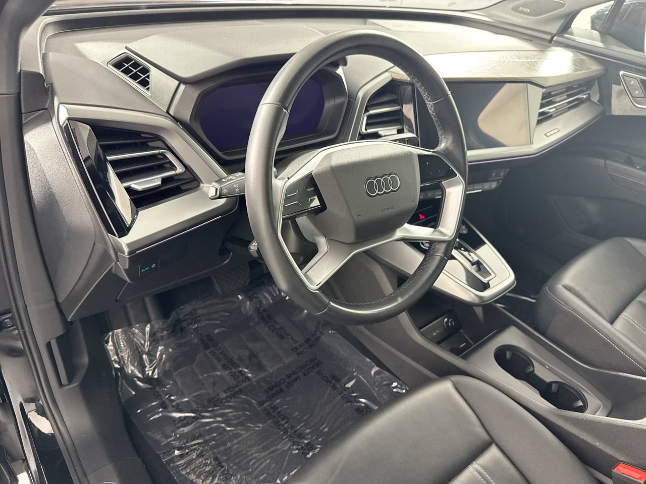Used 2023 Audi Q4 e-tron Premium Plus w/ Premium Plus AWD/4WD image 23