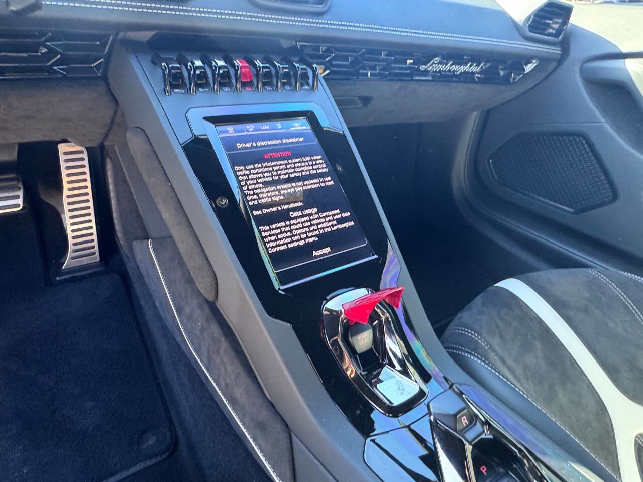 Used 2022 Lamborghini Huracan EVO image 74