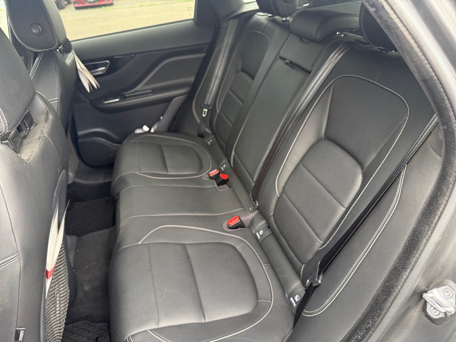 Used 2019 Jaguar F-PACE R-Sport AWD/4WD image 17
