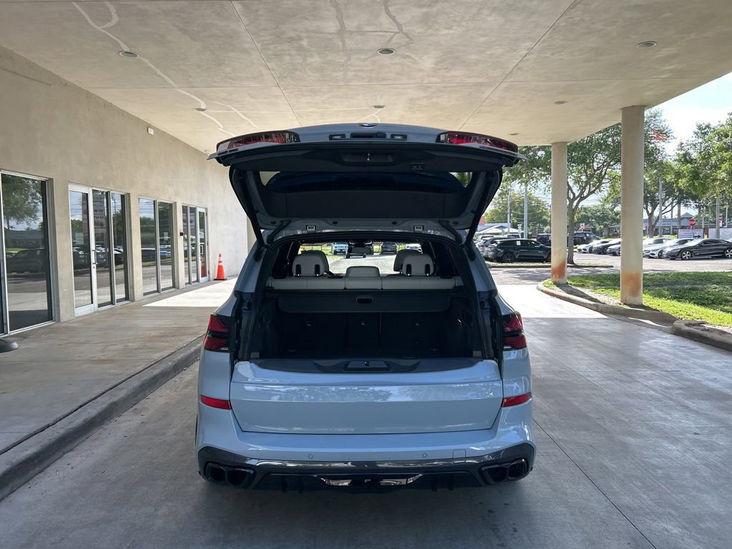 Used 2024 BMW X5 xDrive40i w/ M Sport Package image 42