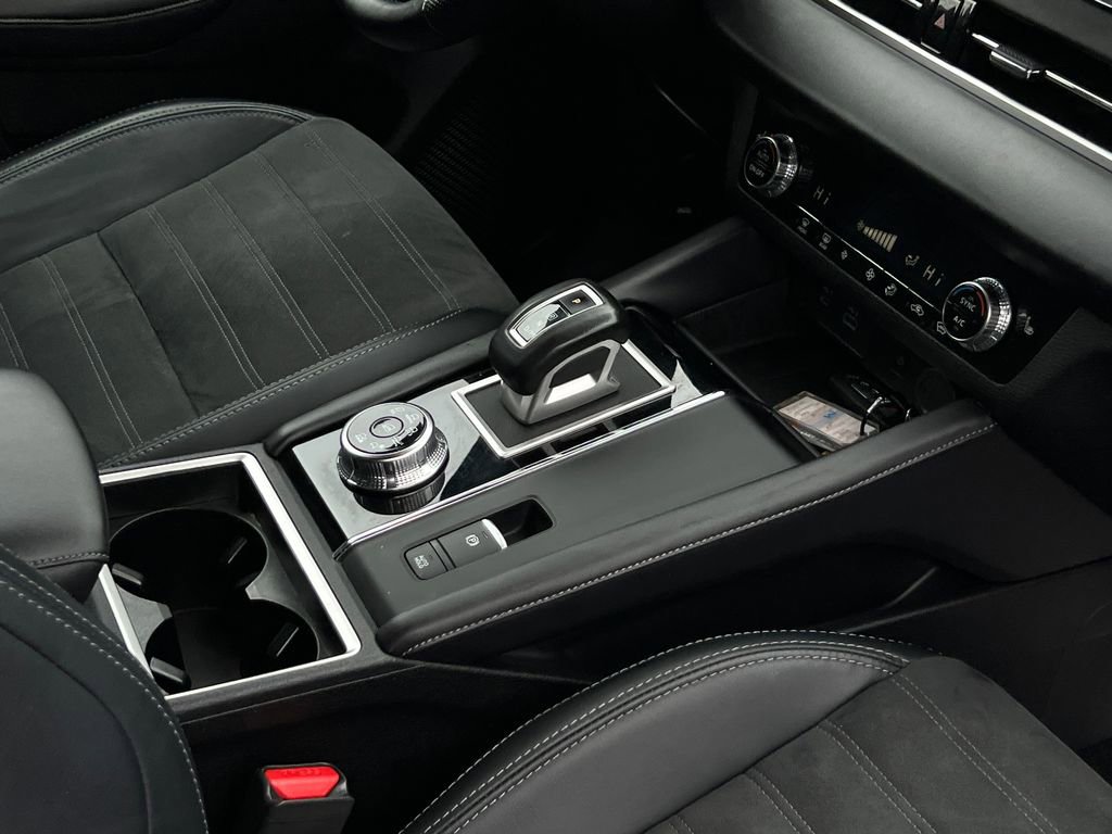 Used 2024 Mitsubishi Outlander SE image 13