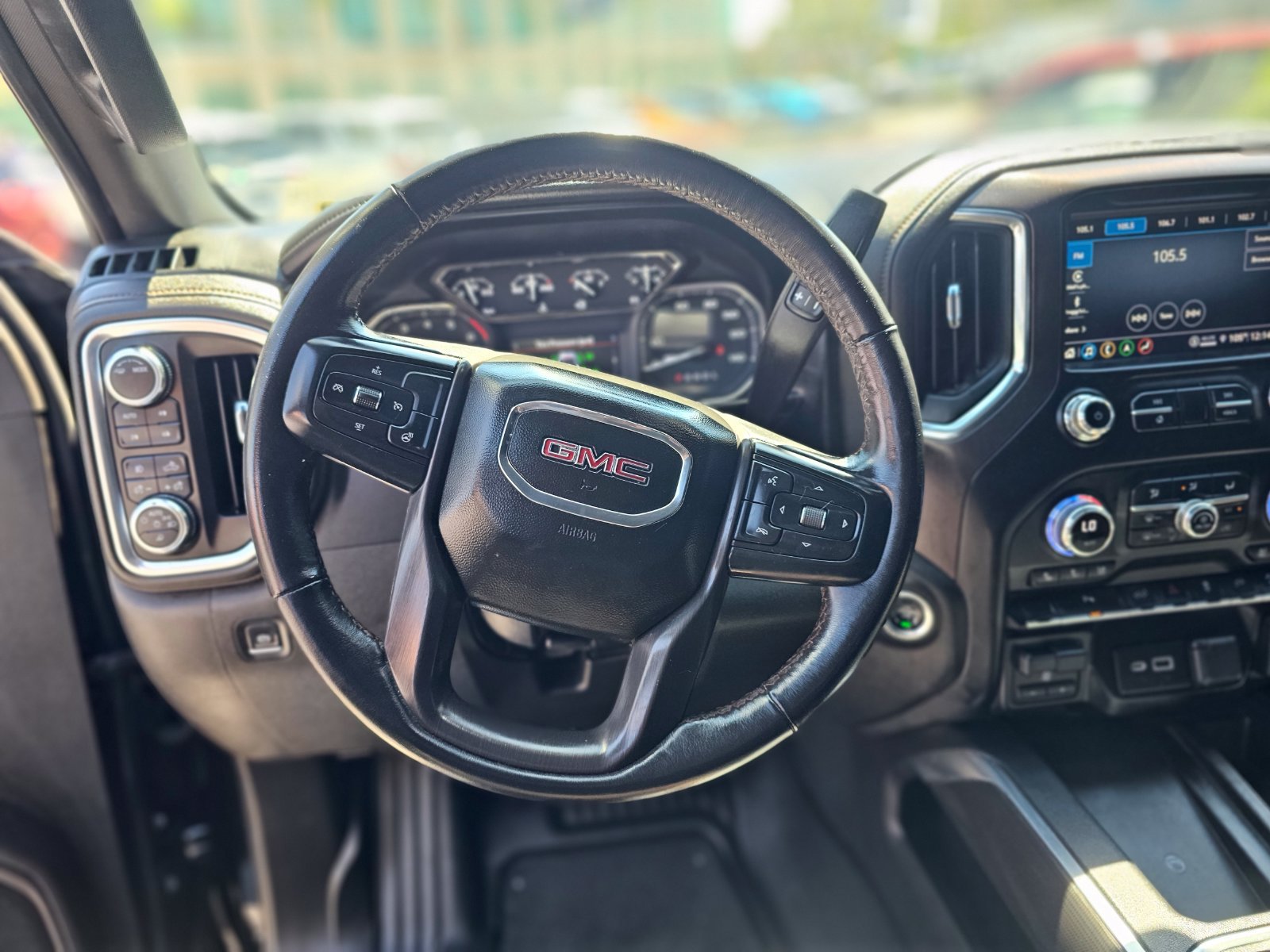 Used 2022 GMC Sierra 2500 AT4 w/ AT4 Preferred Package AWD/4WD image 28