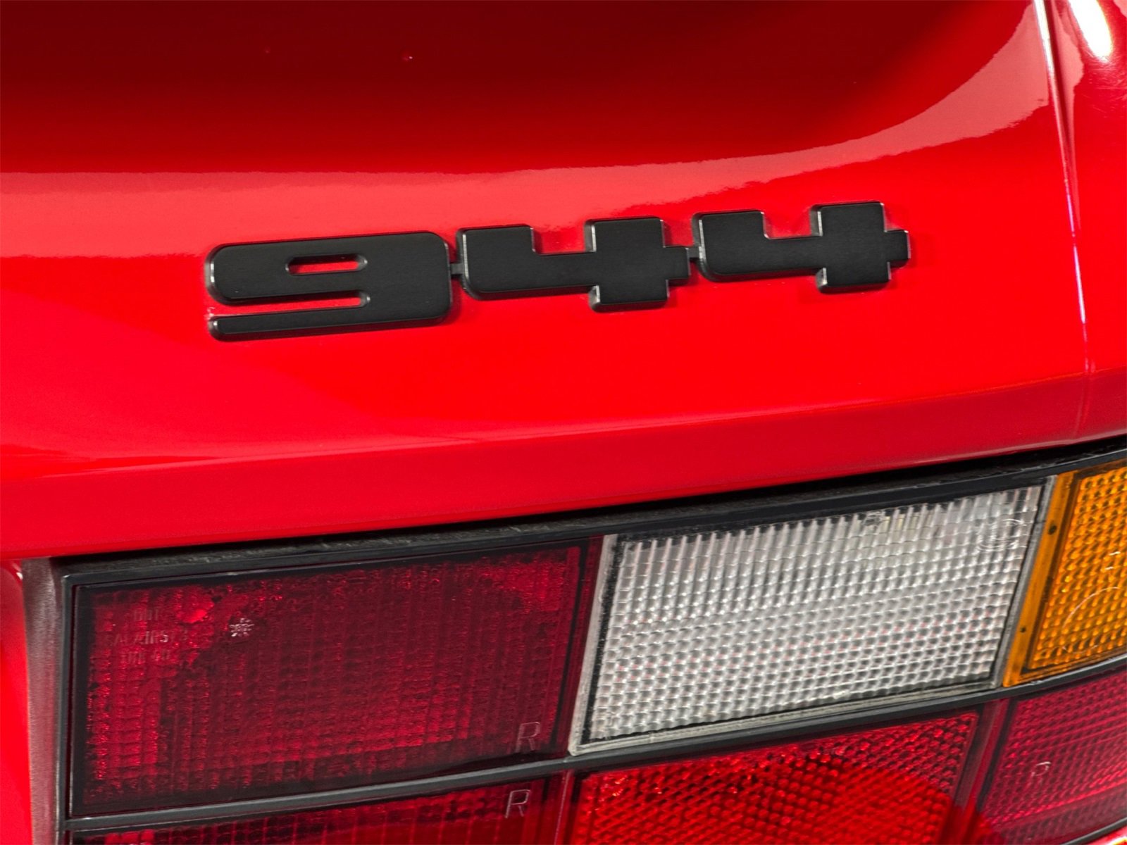 Used 1987 Porsche 944 Coupe image 30