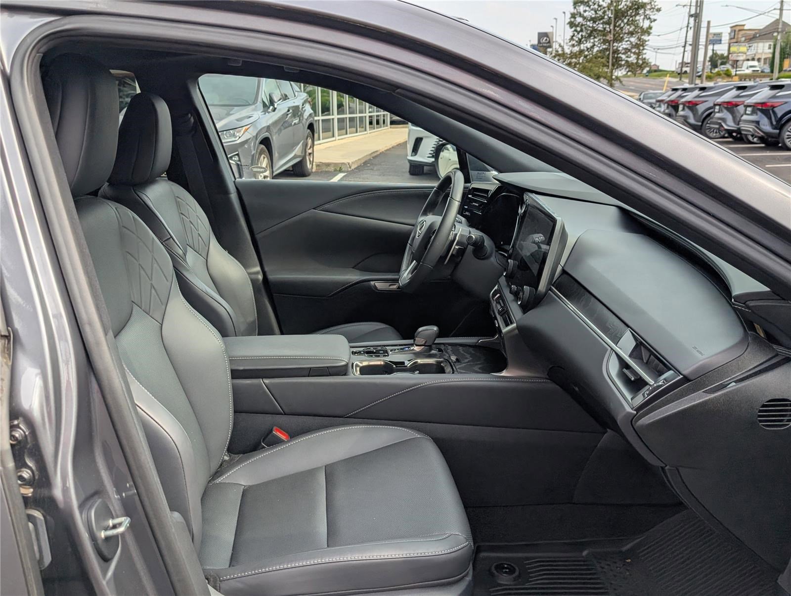 Used 2023 Lexus RX 350 Premium w/ Cold Area Package image 11