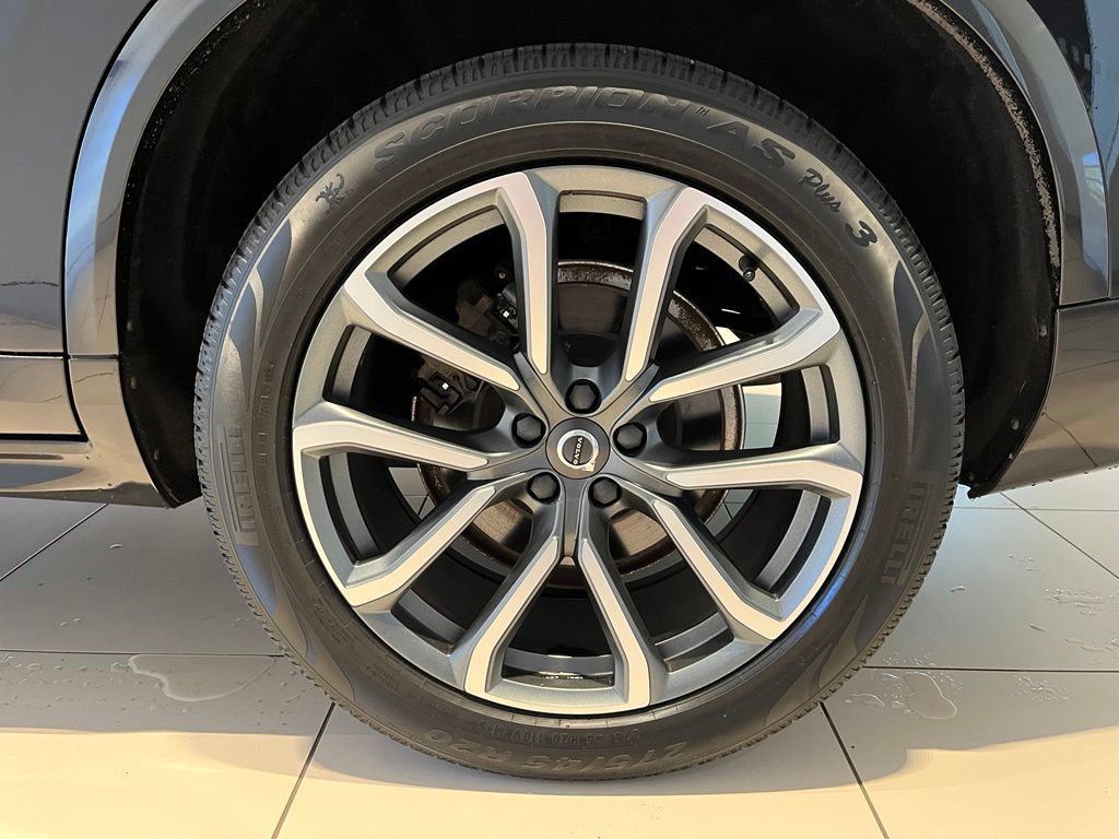 Used 2019 Volvo XC90 T6 Momentum w/ Protection Package AWD/4WD image 17