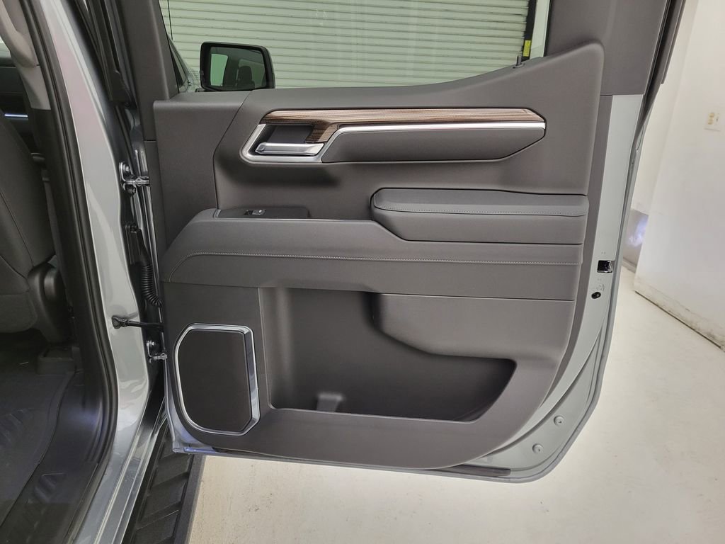 New 2026 Chevrolet Silverado 1500 RST AWD/4WD image 44