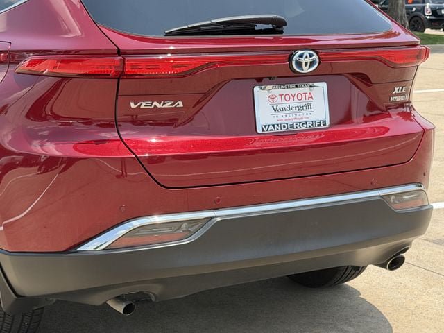 Used 2021 Toyota Venza XLE w/ Softex Package AWD/4WD image 6