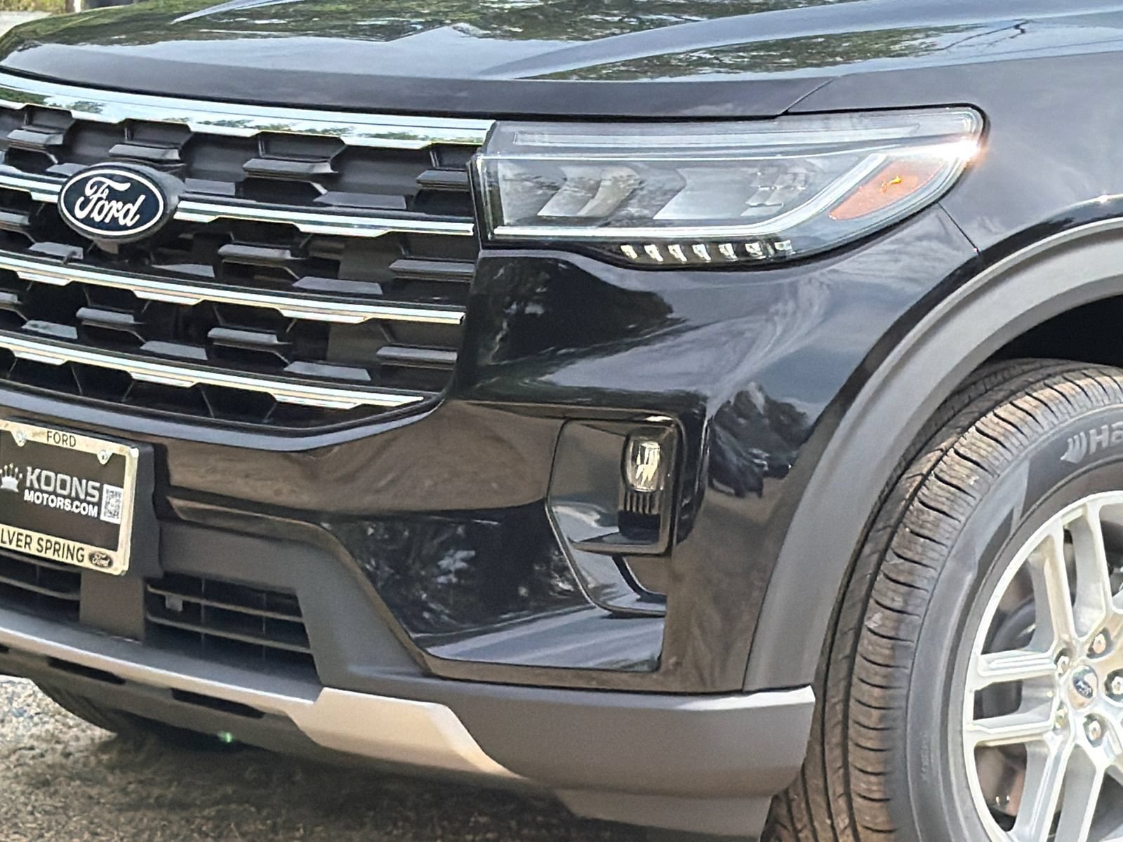 New 2027 Ford Explorer Active w/ Active Comfort Package AWD/4WD image 2