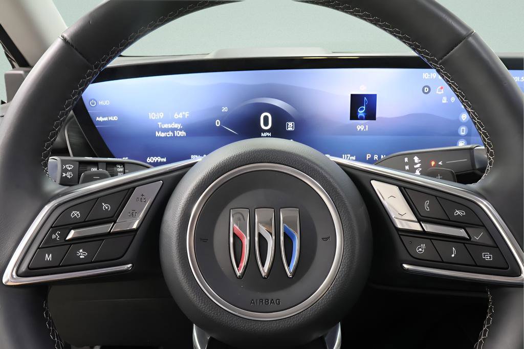 Used 2024 Buick Envision Avenir image 13
