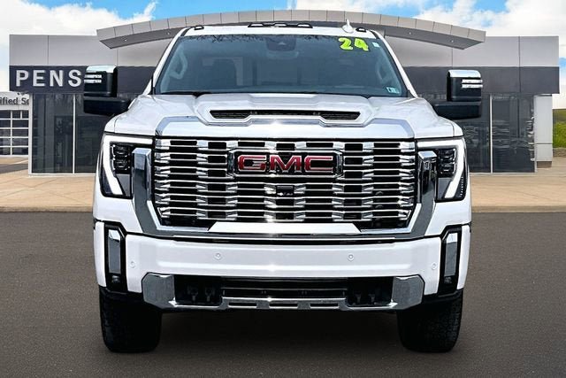 Certified 2024 GMC Sierra 2500 Denali w/ Denali Reserve Package AWD/4WD image 4