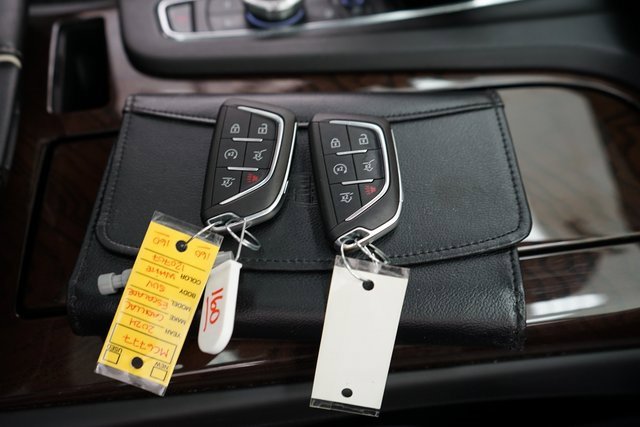 Used 2024 Cadillac Escalade Sport Platinum w/ LPO, ONYX Package image 74