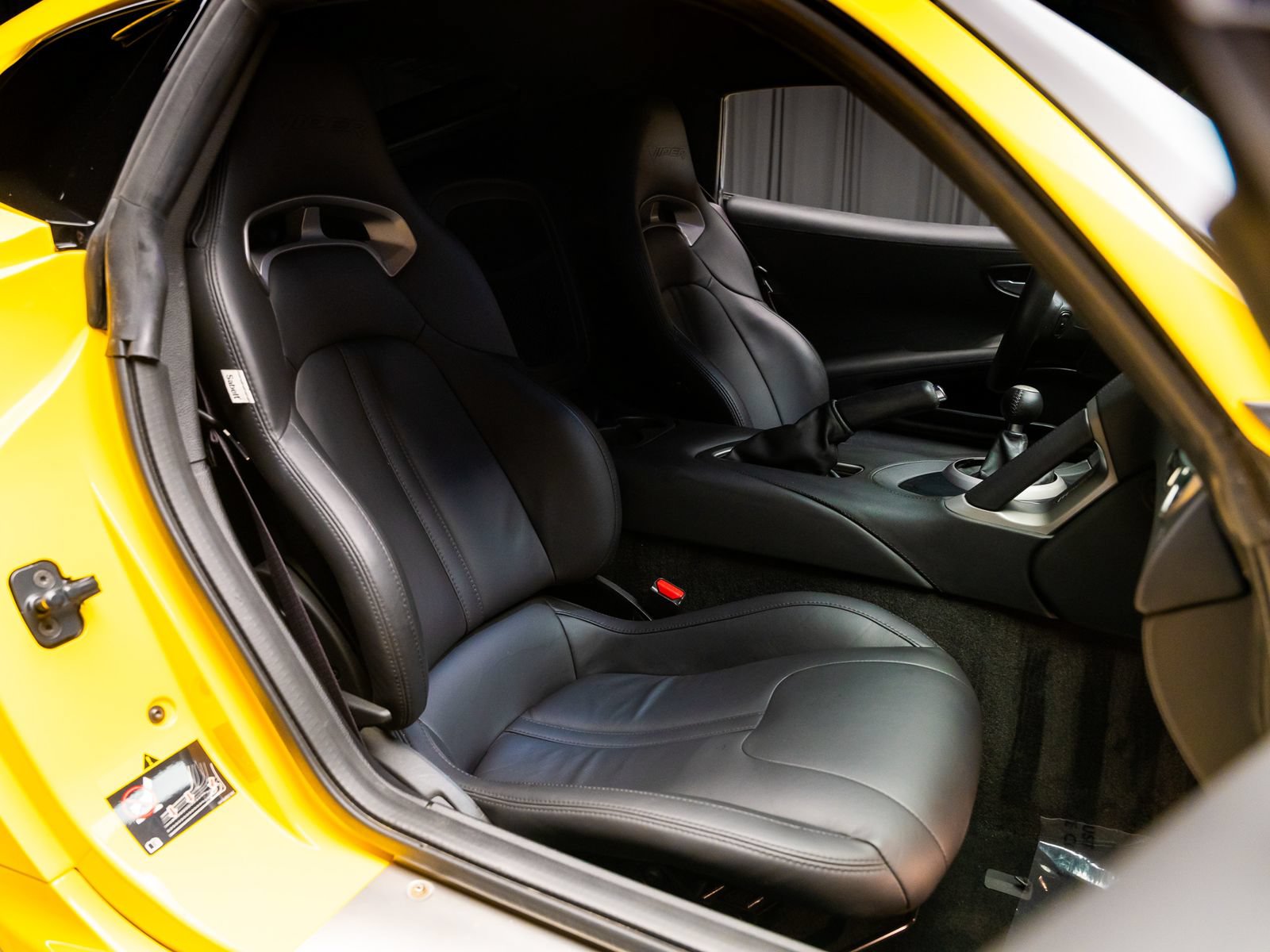 Used 2014 SRT Viper SRT-10 w/ Grand Touring Package RWD image 52