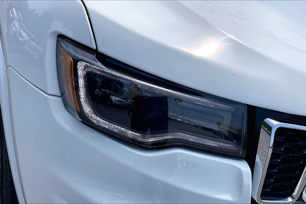 Used 2022 Jeep Grand Cherokee Laredo X AWD/4WD image 29