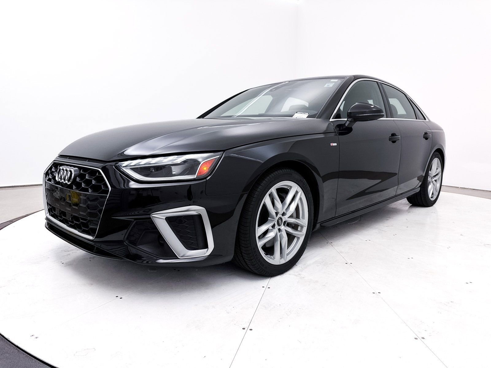 Used 2024 Audi A4 2.0T Premium Plus image 14