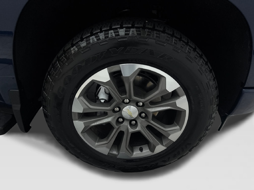 Used 2023 Chevrolet Silverado 1500 High Country w/ Technology Package AWD/4WD image 85