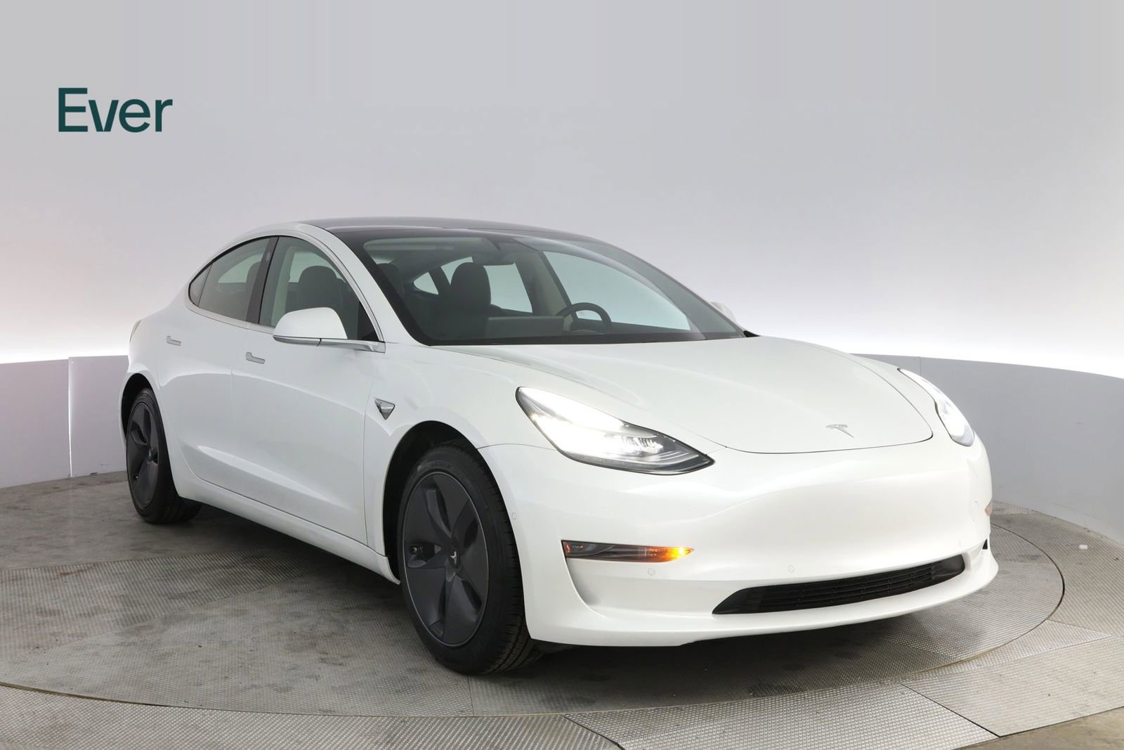 Used 2020 Tesla Model 3 Standard Range image 13