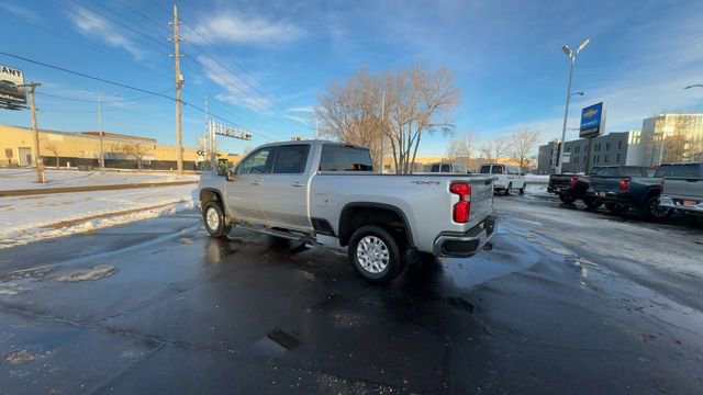 Used 2021 Chevrolet Silverado 2500 LTZ image 6
