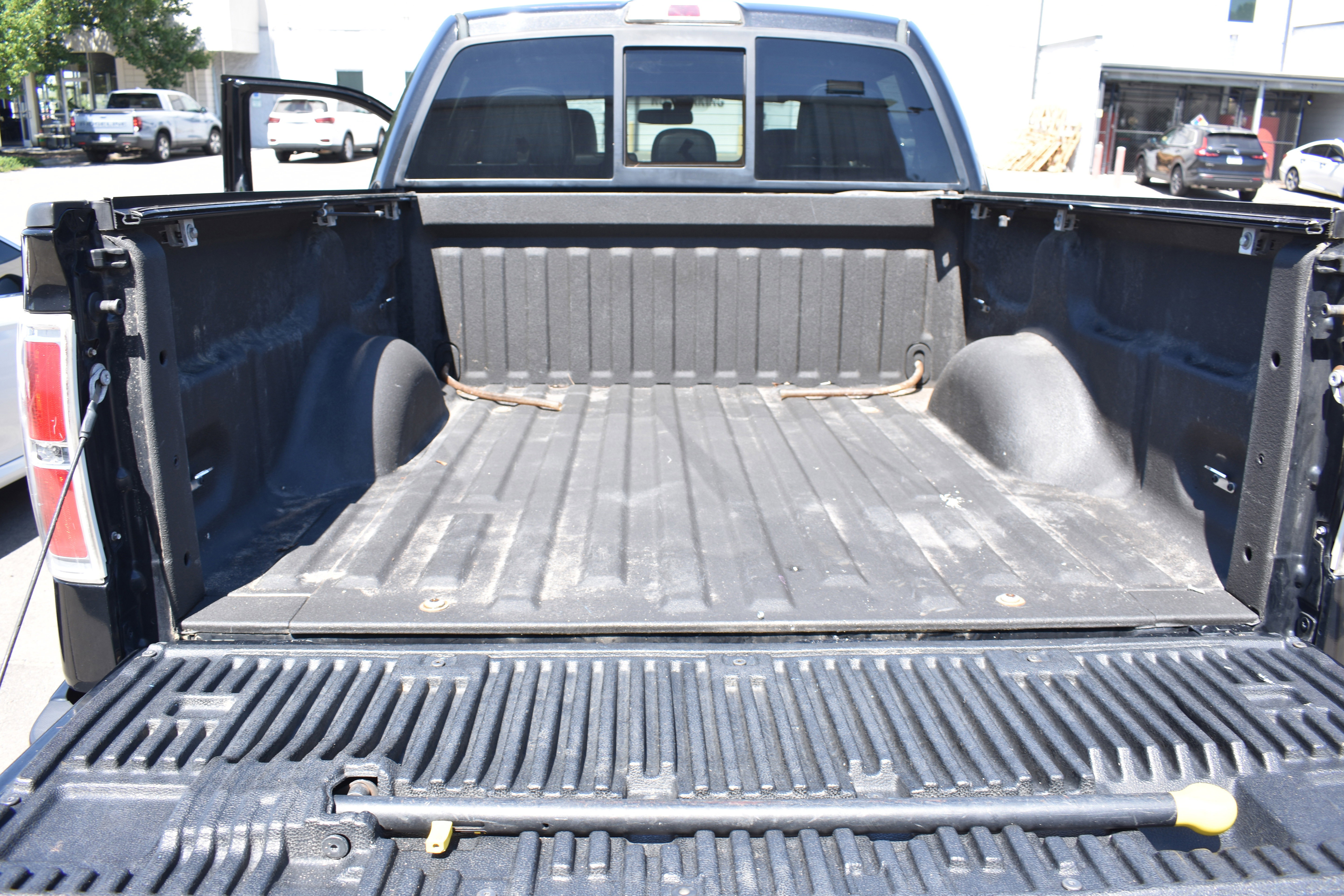 Used 2014 Ford F150 Limited AWD/4WD image 31