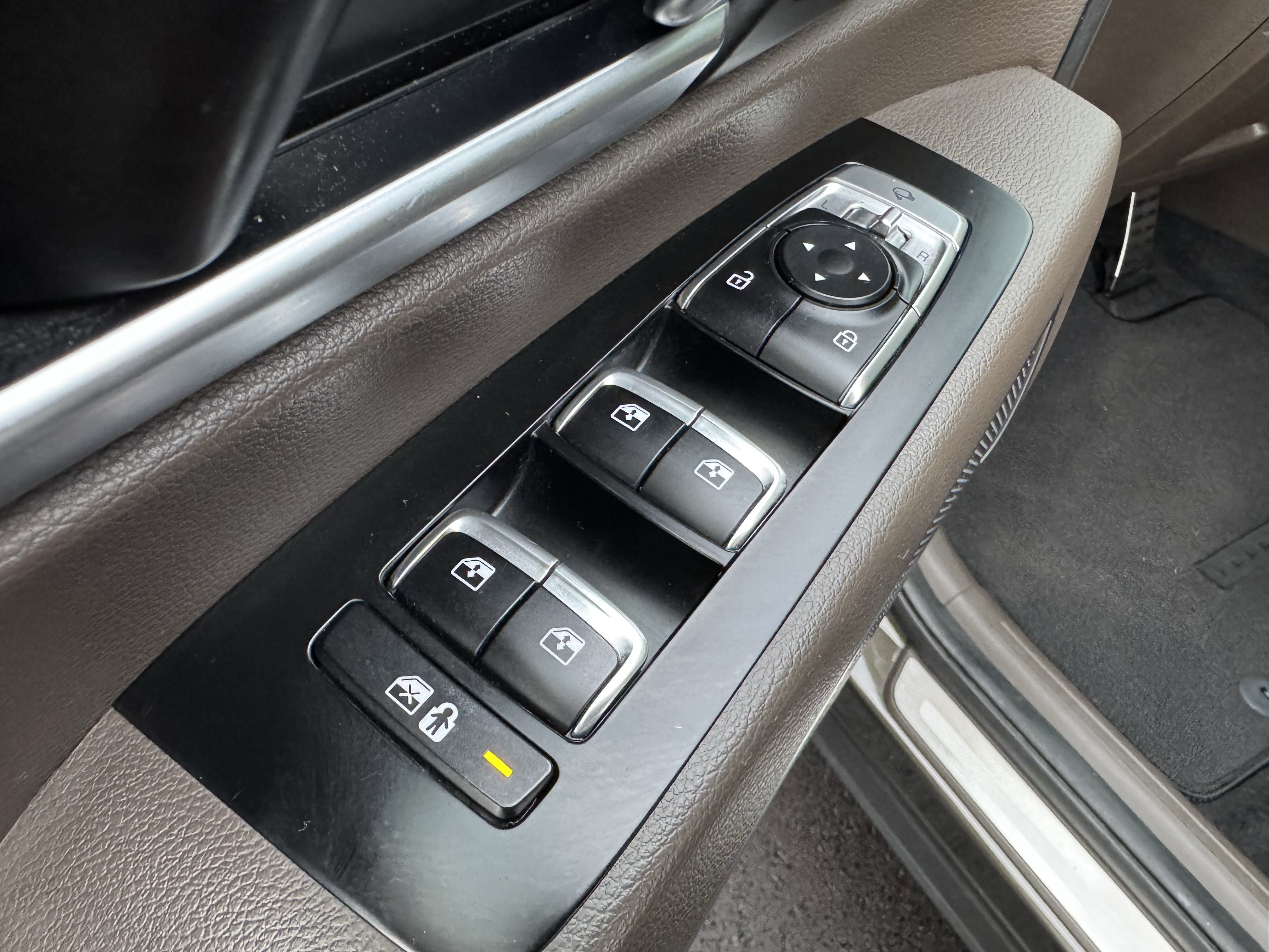 Used 2022 Kia Telluride SX image 25