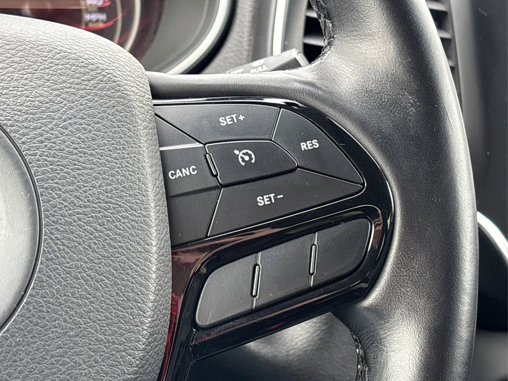 Used 2021 Jeep Cherokee Latitude Plus image 25