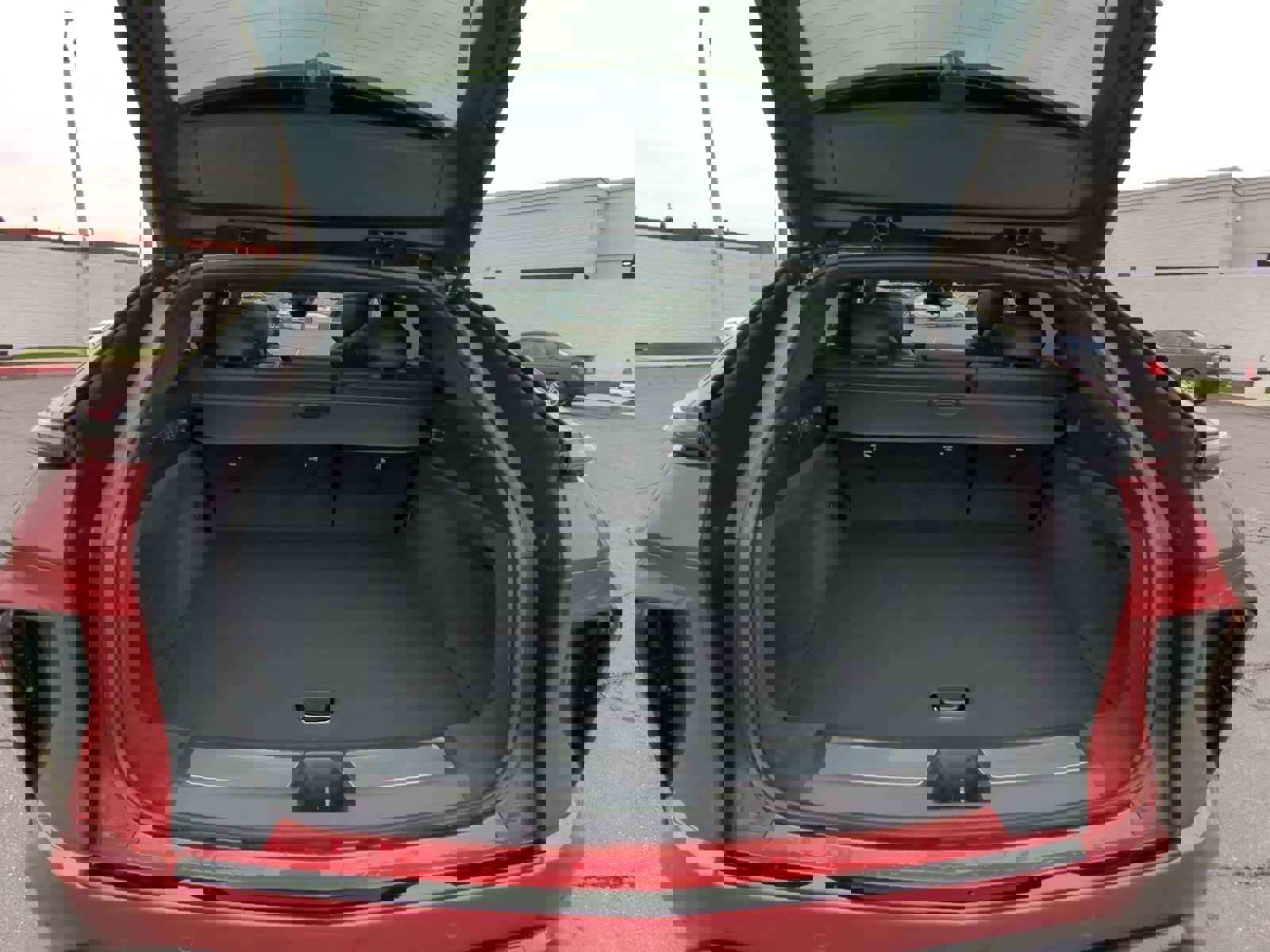 New 2026 Cadillac Lyriq V image 26