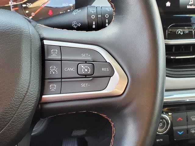 Used 2022 Jeep Compass Limited image 13