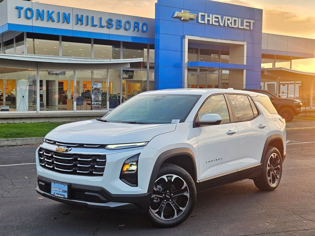 New 2026 Chevrolet Equinox LT image 2