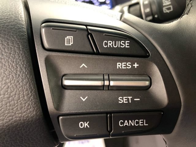 Used 2020 Hyundai Kona Limited AWD/4WD image 34